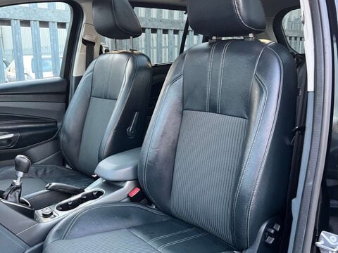 Ford C-Max 2.0 Grand C-Max Titanium X TDCI 5dr 4