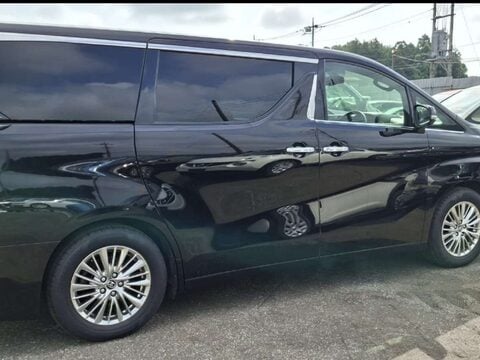 Toyota Vellfire EXECUTIVE LOUNGE 3.5 V6 GRADE 4 FRESH IMPORT 5