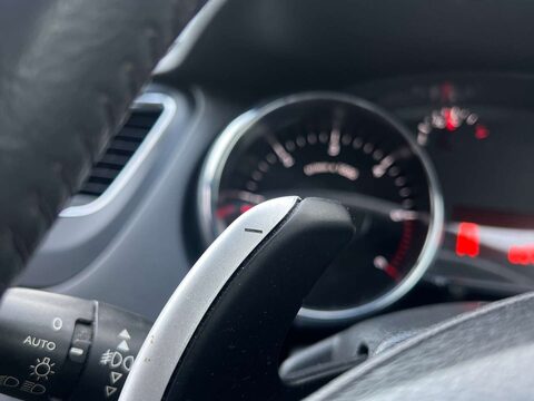 Peugeot 5008 1.6 5008 Active e-HDi Semi-Auto 5dr 6