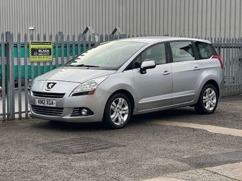 Peugeot 5008 1.6 5008 Active e-HDi Semi-Auto 5dr 29