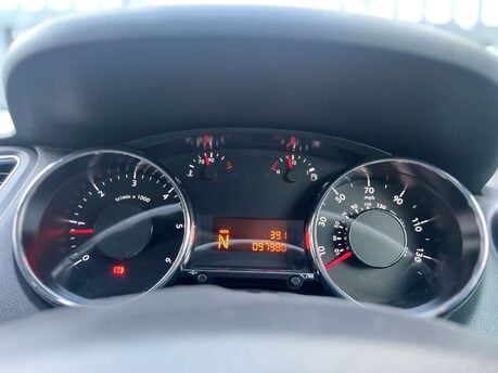 Peugeot 5008 1.6 5008 Active e-HDi Semi-Auto 5dr 3