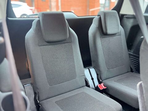 Peugeot 5008 1.6 5008 Active e-HDi Semi-Auto 5dr 20