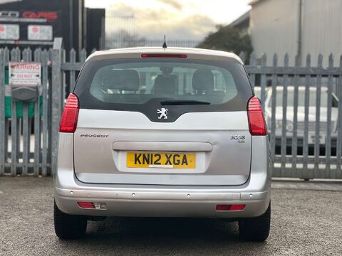 Peugeot 5008 1.6 5008 Active e-HDi Semi-Auto 5dr 7