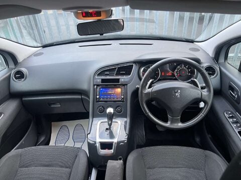 Peugeot 5008 1.6 5008 Active e-HDi Semi-Auto 5dr 23