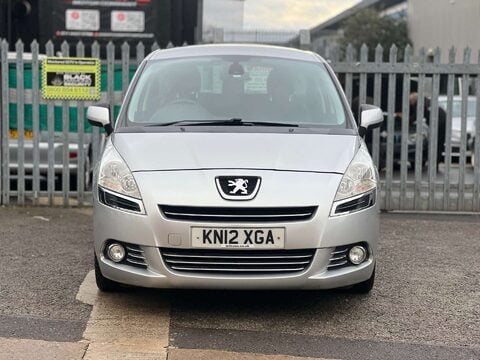 Peugeot 5008 1.6 5008 Active e-HDi Semi-Auto 5dr 3