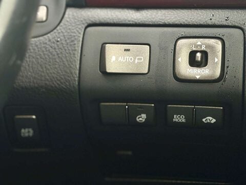 Lexus LS 5.0 600h V8 Premier Saloon 4dr Petrol Hybrid CVT 4WD Euro 5 (s/s) (445 ps) 35