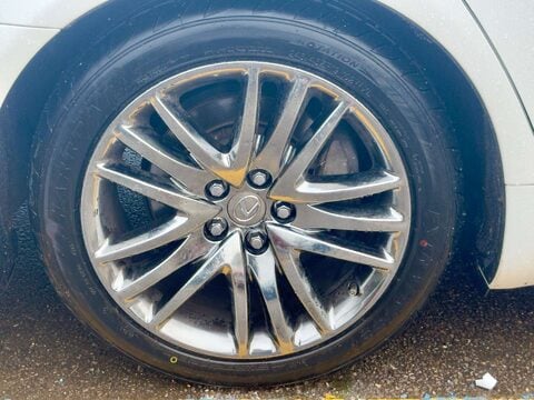 Lexus LS 5.0 600h V8 Premier Saloon 4dr Petrol Hybrid CVT 4WD Euro 5 (s/s) (445 ps) 18