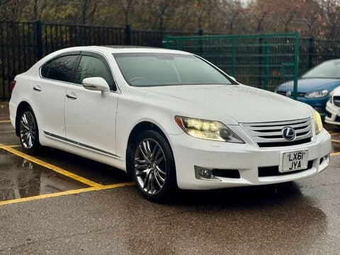 Lexus LS 5.0 600h V8 Premier Saloon 4dr Petrol Hybrid CVT 4WD Euro 5 (s/s) (445 ps) 1