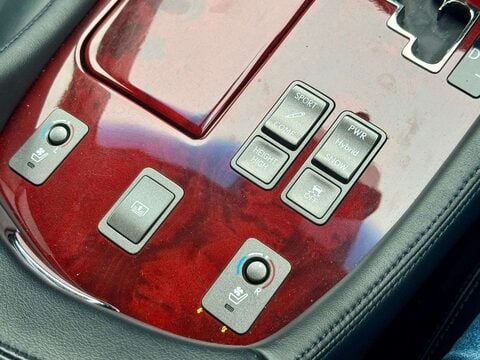 Lexus LS 5.0 600h V8 Premier Saloon 4dr Petrol Hybrid CVT 4WD Euro 5 (s/s) (445 ps) 34