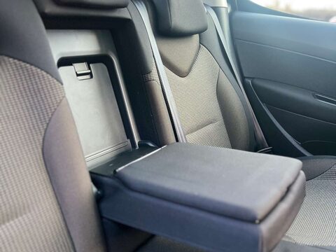 Peugeot 308 1.6 308 Active Navigation Version 5dr 30