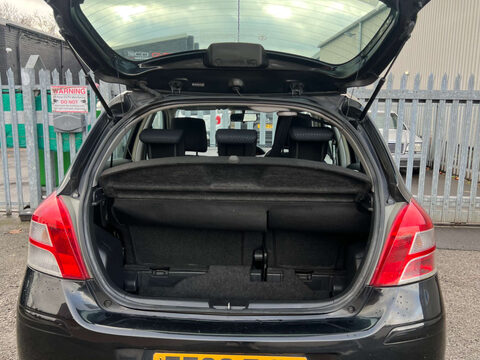 Toyota Yaris 1.4 Yaris TR D-4D 5dr 29