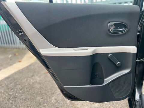 Toyota Yaris 1.4 Yaris TR D-4D 5dr 41