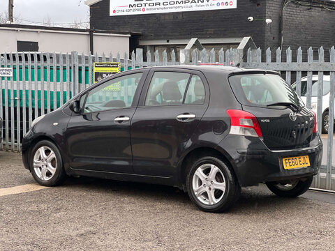 Toyota Yaris 1.4 Yaris TR D-4D 5dr 9