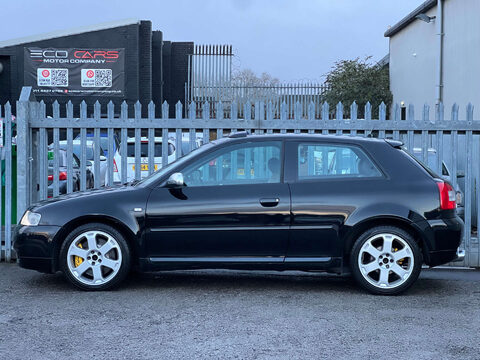 Audi S3 QUATTRO 8