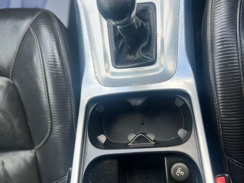 Volvo V70 2.0 V70 R-Design D4 5dr 32