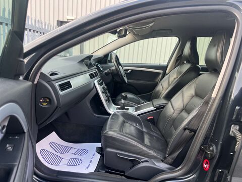 Volvo V70 2.0 V70 R-Design D4 5dr 19