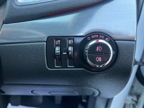 Vauxhall Mokka 1.7 Mokka SE CDTi S/S 5dr 37