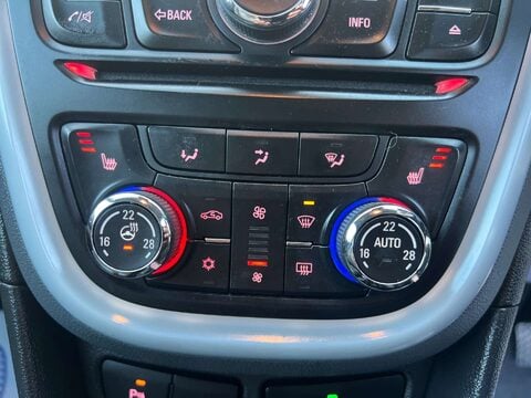 Vauxhall Mokka 1.7 Mokka SE CDTi S/S 5dr 32