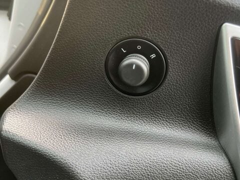 Vauxhall Astra 1.4 Astra GTC SRi S/S 3dr 40