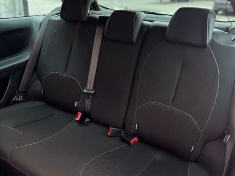 Citroen DS3 1.6 DS3 D Style+ e-HDi 3dr 21