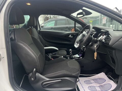 Citroen DS3 1.6 DS3 D Style+ e-HDi 3dr 12