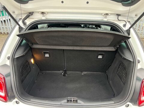 Citroen DS3 1.6 DS3 D Style+ e-HDi 3dr 24