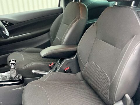 Citroen DS3 1.6 DS3 D Style+ e-HDi 3dr 17