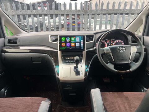 Toyota Alphard GOLDEN EYES II TWIN SUNROOF GRADE 4B WOW 3