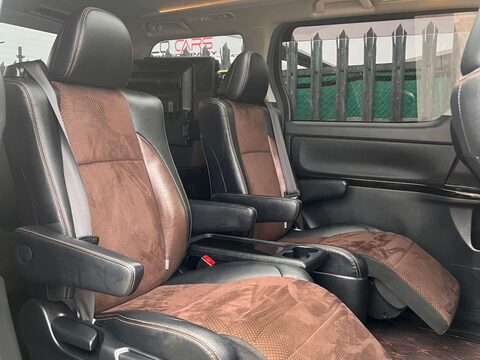 Toyota Alphard GOLDEN EYES II TWIN SUNROOF GRADE 4B WOW 63