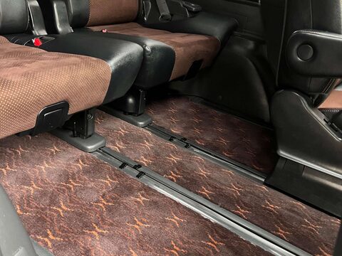 Toyota Alphard GOLDEN EYES II TWIN SUNROOF GRADE 4B WOW 68