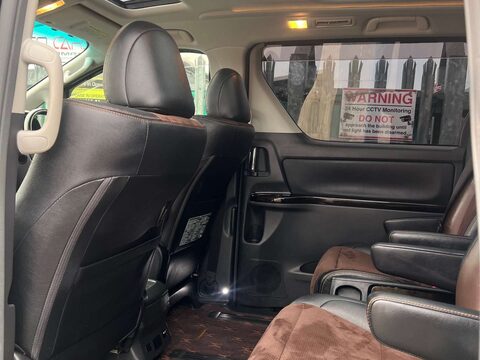 Toyota Alphard GOLDEN EYES II TWIN SUNROOF GRADE 4B WOW 59
