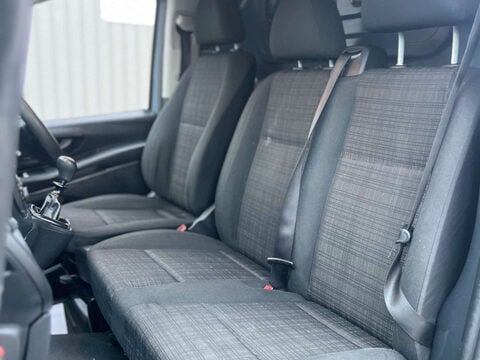 Mercedes-Benz Vito 2.1 Vito 114 Bluetec 20