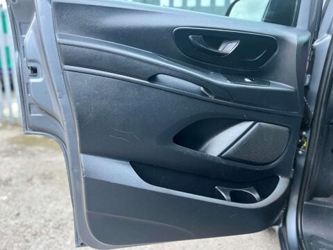 Mercedes-Benz Vito 2.1 Vito 114 Bluetec 47