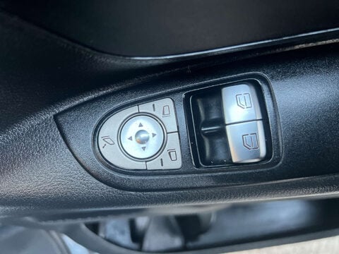 Mercedes-Benz Vito 2.1 Vito 114 Bluetec 26