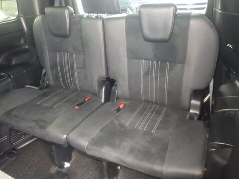 Toyota Voxy ESQUIRE SIMILAR TO NOAH VOXY 1.8 HYBRID PETROL 7 SEATER EURO 6 3