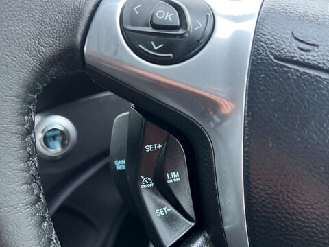 Ford Kuga 2.0 Kuga Titanium 4x2 TDCi 5dr 24