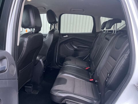 Ford Kuga 2.0 Kuga Titanium 4x2 TDCi 5dr 18