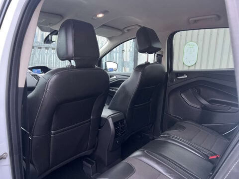 Ford Kuga 2.0 Kuga Titanium 4x2 TDCi 5dr 19