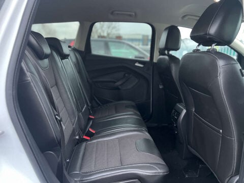 Ford Kuga 2.0 Kuga Titanium 4x2 TDCi 5dr 17