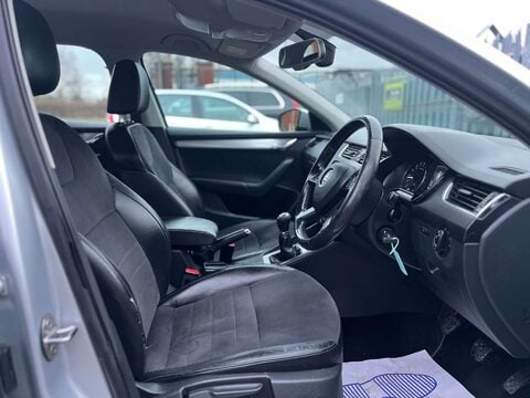 Skoda Octavia 2.0 Octavia Elegance TDI CR 5dr 3