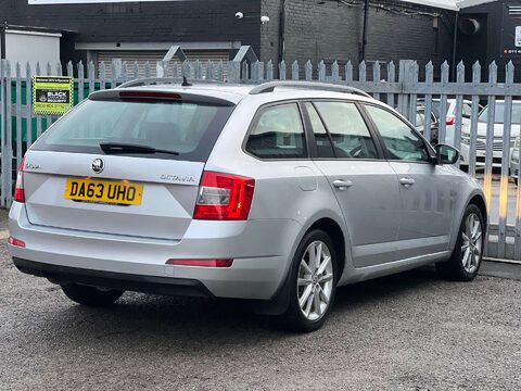 Skoda Octavia 2.0 Octavia Elegance TDI CR 5dr 7