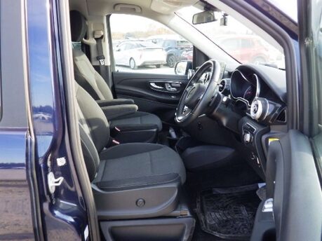 Mercedes-Benz V Class 2.2 V220d BlueTEC SE MPV 5dr Diesel G-Tronic+ Euro 6 (s/s) 7 Seat (163 ps) 3