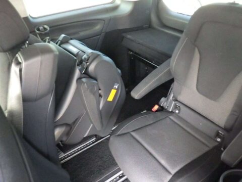 Mercedes-Benz V Class 2.2 V220d BlueTEC SE MPV 5dr Diesel G-Tronic+ Euro 6 (s/s) 7 Seat (163 ps) 10