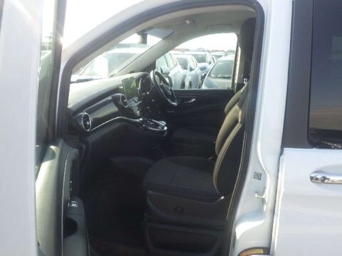 Mercedes-Benz V Class 2.2 V220d BlueTEC SE MPV 5dr Diesel G-Tronic+ Euro 6 (s/s) 7 Seat (163 ps) 12