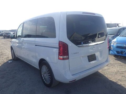 Mercedes-Benz V Class 2.2 V220d BlueTEC SE MPV 5dr Diesel G-Tronic+ Euro 6 (s/s) 7 Seat (163 ps) 6