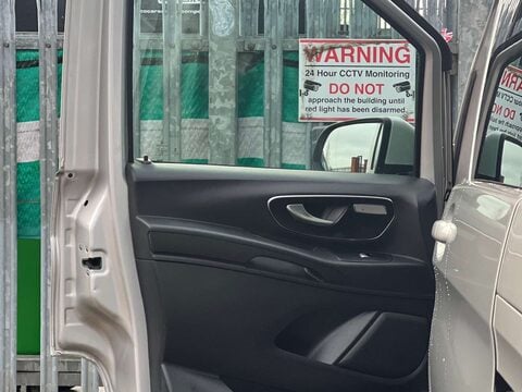 Mercedes-Benz Vito 2.1 116 CDI BlueTEC Panel Van 5dr Diesel G-Tronic+ RWD L1 Euro 6 (s/s) (163 54