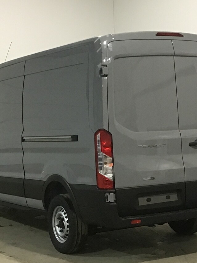Ford Transit 350LH2 Leader 2.0 Ecoblue Hybrid 130ps