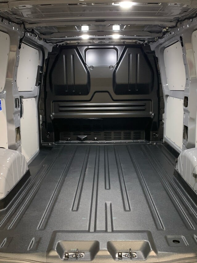 Ford E-Transit Custom 320L1 Limited 65kwh 100kw/136ps *ELECTRIC*