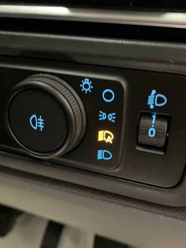 Ford E-Transit Custom 320L1 Limited 65kwh 100kw/136ps *ELECTRIC*
