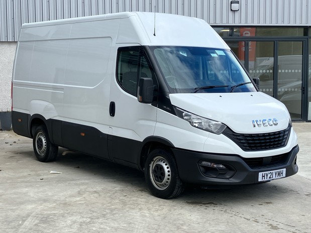 Iveco Daily DAILY 35S14 DIESEL 2.3 High Roof Van 3520L WB 1